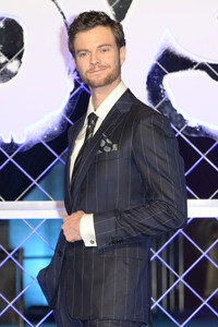 Season 5 Premiere 'The Boys' in Rom