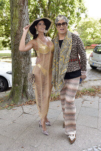 Präsentation von Carpetlounge Berlin & Julian F. M. Stoeckel in Berlin