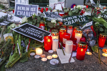 Mahnwache für die Pariser Terroropfer, Berlin