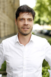 Stephen Dürr vor dem Arbeitsgericht in Köln