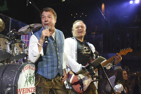 Kufflers Weinzelt auf dem Oktoberfest in München