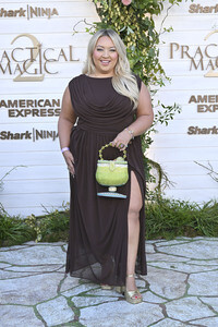 Filmpremiere 'Practical Magic 2 - Zauberhafte Schwestern' in Los Angeles