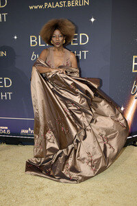 Weltpremiere der 'Blinded by Delight' Grand Show 2025 in Berlin