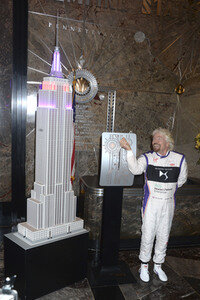 Empire State Building Lighting Ceremony mit Richard Branson in New York
