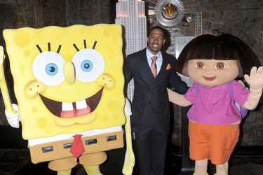 Nick Cannon erleuchtet das Empire State Building, New York