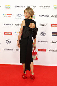 Goldene Bild der Frau 2025 in Hamburg