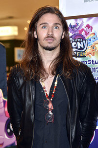 Autogrammstunde zum Film 'My Little Pony' in Berlin