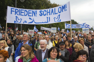 'Deutschland steht auf: Nie wieder Judenhass!' Demonstration, Berlin