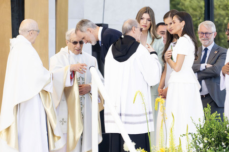 Papst Leo XIV. hält die Corpus Christi Messe in Madrid