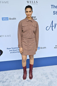 Rape Treatment Center and Stuart House Brunch mit dem Cast von 'The Pitt' in Los Angeles