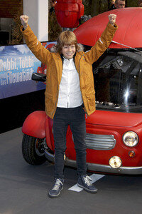 Filmpremiere 'Robbi, Tobbi und das Fliewatüüt' in Berlin