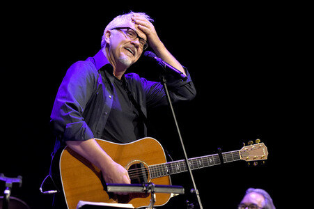 Konzert von Tim Robbins and The Rogues Gallery Band in Karlsbad