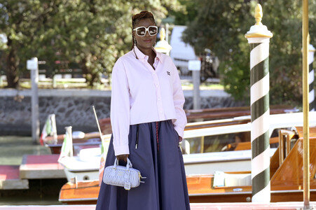 Ankunft von Alice Diop am Hotel Excelsior, Internationale Filmfestspiele von Venedig 2025