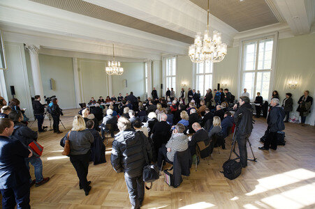 Pressekonferenz zur Wiedereröffnung der Staatsoper Unter den Linden in Berlin