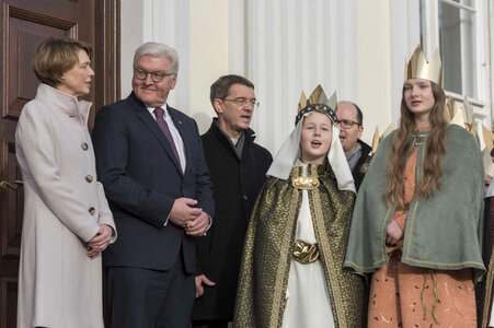 Frank-Walter Steinmeier empfängt die Sternsinger in Berlin