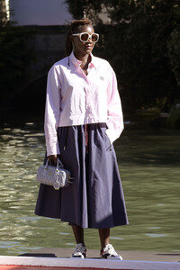 Ankunft von Alice Diop am Hotel Excelsior, Internationale Filmfestspiele von Venedig 2025