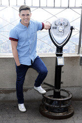 Jesse McCartney besucht das The Empire State Building, New York