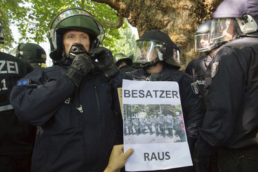 Demonstration für das Bleiberecht der Flüchtlinge aus der Gerhart-Hauptmann-Schule, Berlin