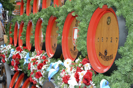 Wiesn-Einzug der Festwirte und Brauereien in München
