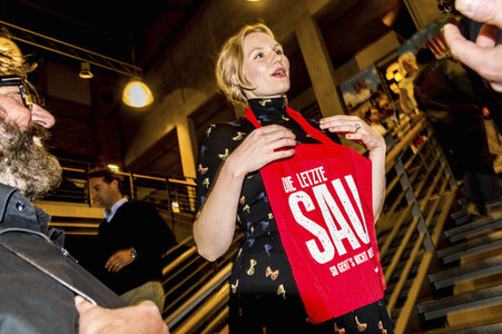 Filmpremiere 'Die letzte Sau' in Berlin