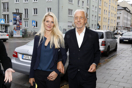 Filmpremiere 'Schumanns Bargespräche' in München