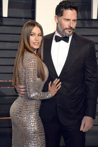 Vanity Fair Oscar Party 2017 in Beverly Hills