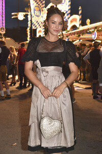 Almauftrieb beim Oktoberfest 2025 in München