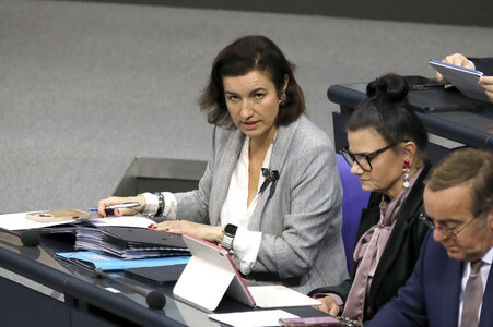 48. Sitzung des Deutschen Bundestages in Berlin