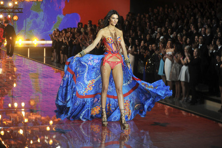 Victoria's Secret Fashion Show 2015