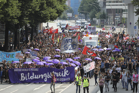 Demonstration 'Bildungsstreik - Jugend gegen G20' in Hamburg