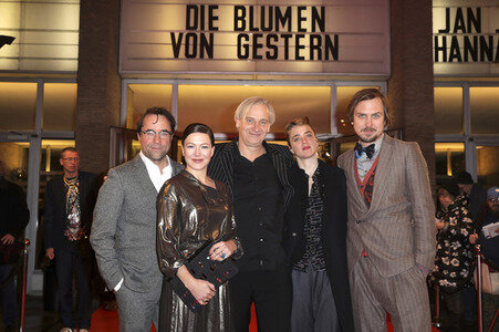 Filmpremiere 'Die Blumen von gestern' in Berlin