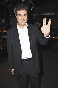 Markus Söder besucht 'Star Wars Identities' in München