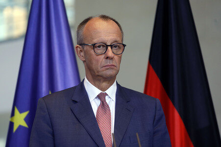 Treffen des Bundeskanzlers mit Vertretern der Automobilindustrie in Berlin