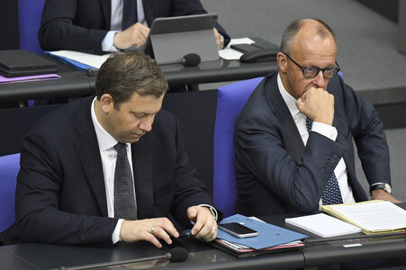 90. Sitzung des Deutschen Bundestages in Berlin