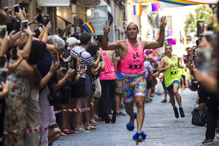 Heeled Shoes Wettlauf auf der Madrid Gay Pride 2018