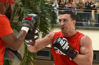 Wladimir Klitschko trainiert im Einkaufszentrum, Oberhausen