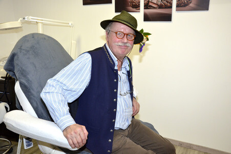 Wolfgang M. Prinz bei Shoperöffnung in Haar