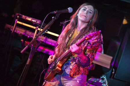 Konzert von Nina Attal in Berlin