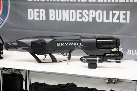 Indienststellung der Drohnenabwehreinheit der Bundespolizei in Ahrensfelde