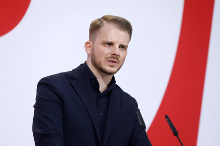 Pressekonferenz mit dem SPD-Generalsekretär in Berlin