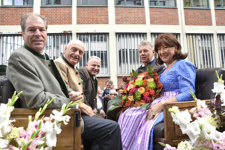 Wiesn-Einzug der Festwirte und Brauereien in München
