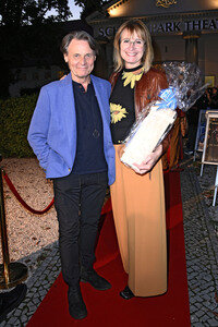 Theaterpremiere 'Der eingebildet Kranke' und 90. Geburtstag von Dieter Hallervorden in Berlin