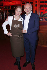 Premiere der Dinner-Show 'Cornelia Poletto Palazzo' in Hamburg
