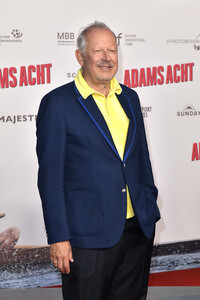 Filmpremiere 'Adams Acht' in Berlin