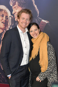 Filmpremiere 'Song Sung Blue' in Berlin