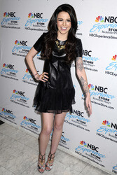 Cher Lloyd sogniert ihre CD 'Sorry I'm Late', New York