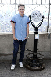 Jesse McCartney besucht das The Empire State Building, New York