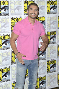 Photocall 'Arrow', San Diego Comic-Con International 2018