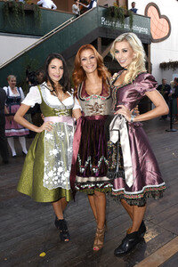 Bild-Wiesn im Marstall auf dem Oktoberfest 2016 in München