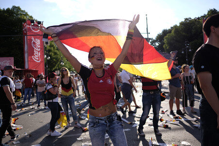 FIFA WM Public Viewing Deutschland gegen Südkorea in Berlin